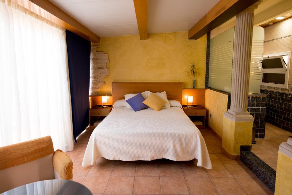 Hotel Placa Sant Feliu de Guixols Exterior photo